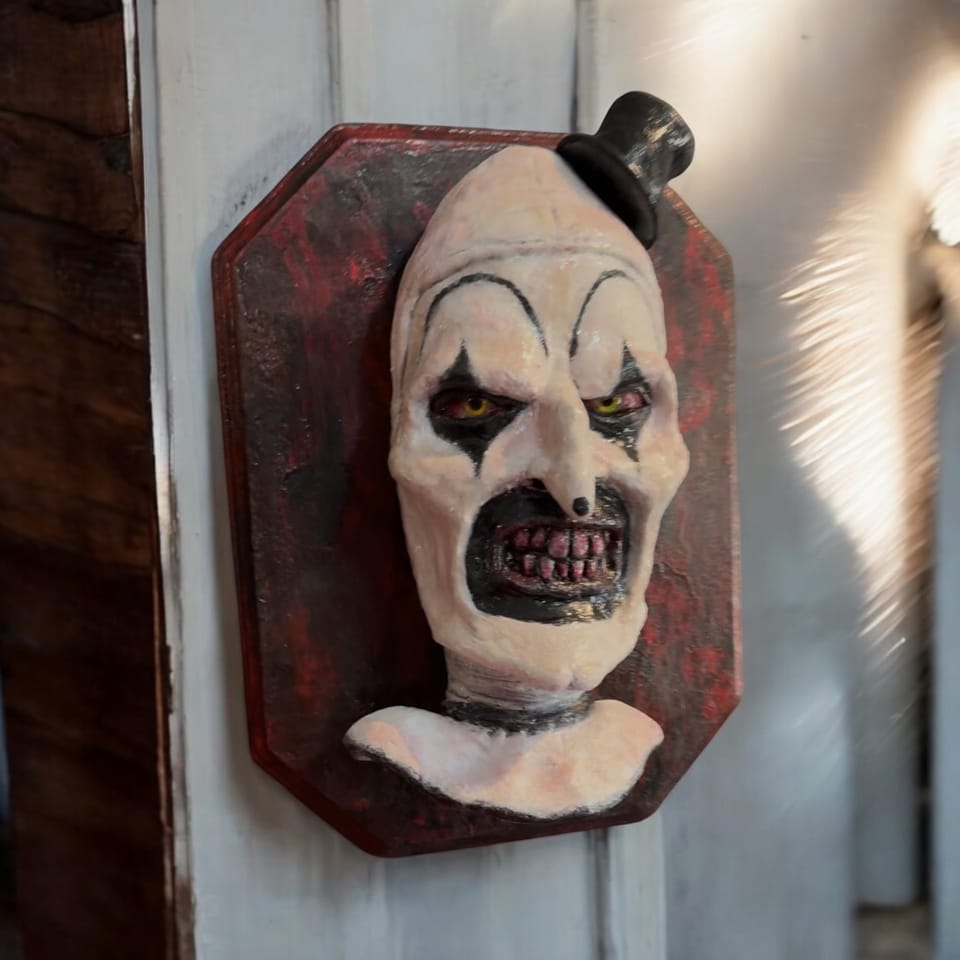 Tried my hand at an "Art the clown" from Terrifier
